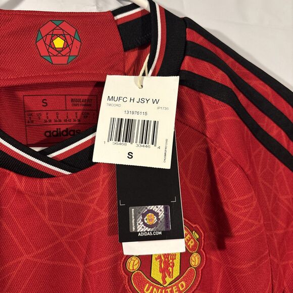 Manchester United Alejandro Garnacho #17 Jersey Home 23/24 Women’s Small NWT Red - Picture 6 of 9